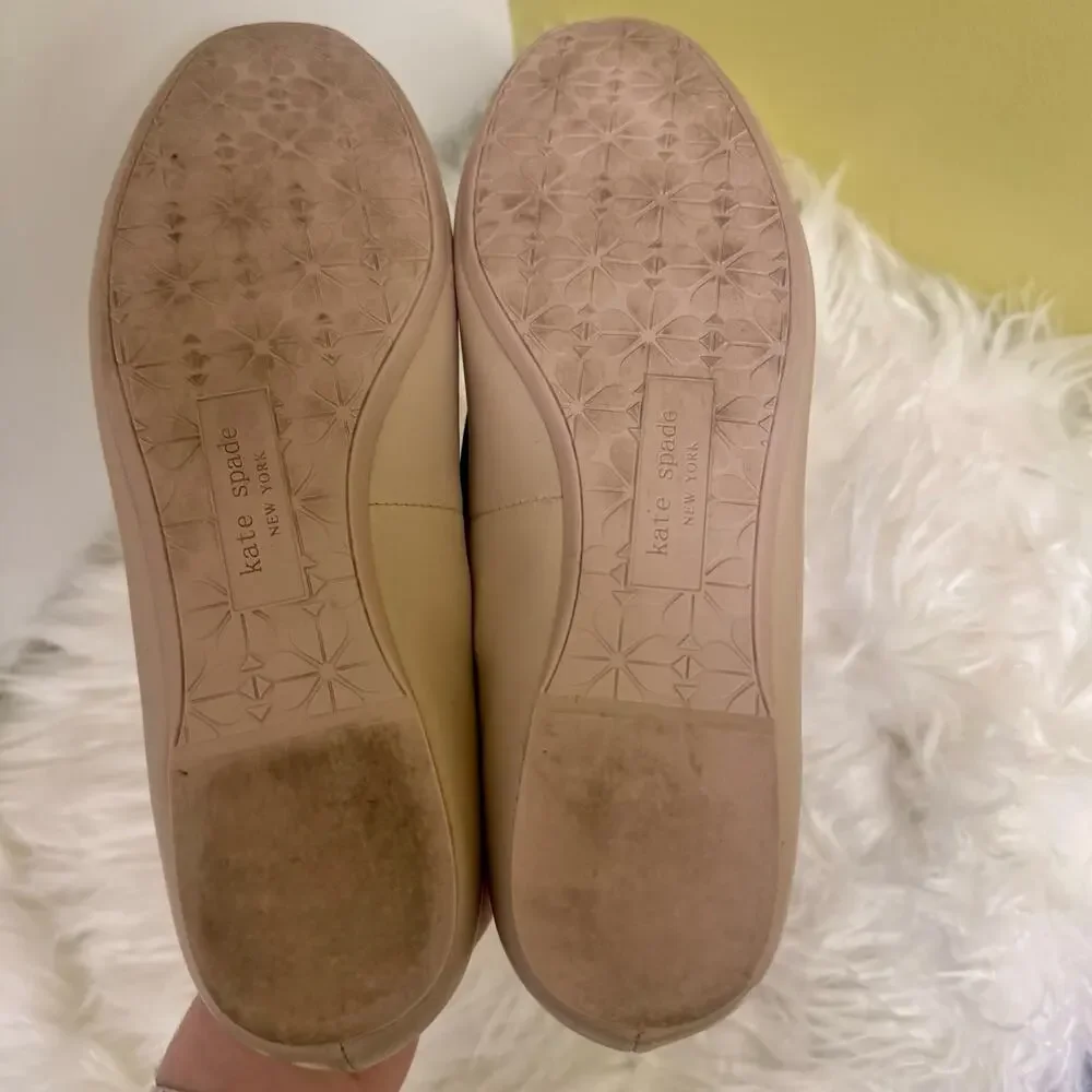 Kate Spade Kait Leather Ballet Flat Sz 6.5 Logo Quiet Luxury neutral minimalist - Picture 8 of 9